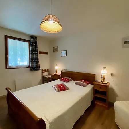 De Plein Pied Avec Piscine 2* * 루덴빌