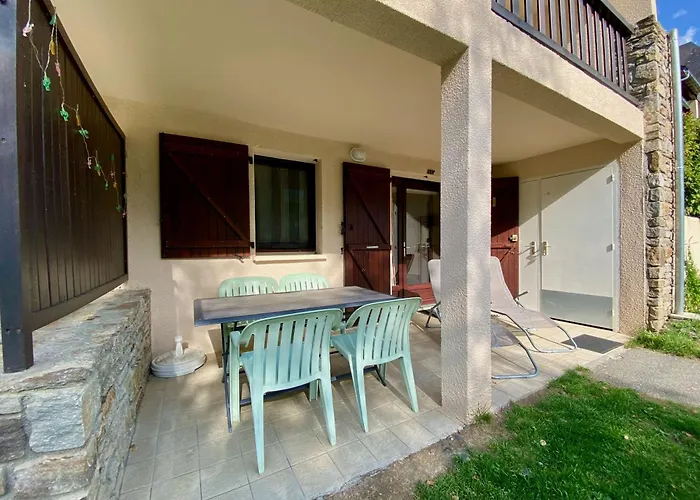 De Plein Pied Avec Piscine 2* *